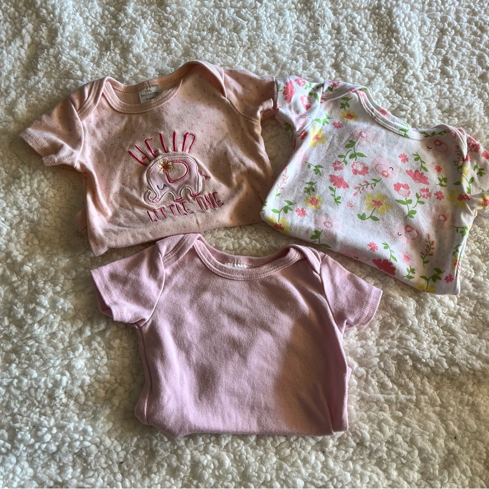 Baby Girl Clothing Bundle - Picture 3 of 9